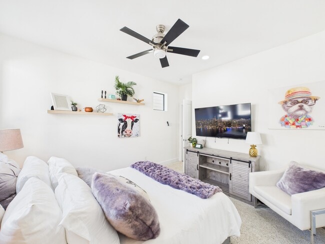 Building Photo - 1404 Spring St