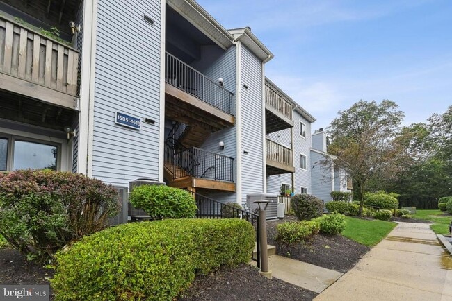 Building Photo - 1607 Aspen Dr