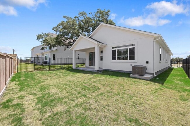 Building Photo - 3813 Mesquite Vly Rd