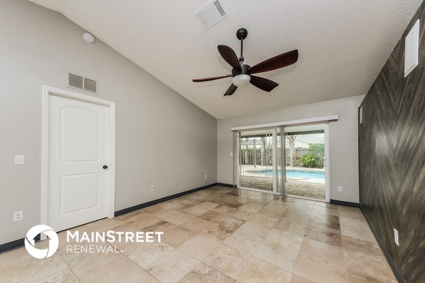 Building Photo - 637 Regency Way