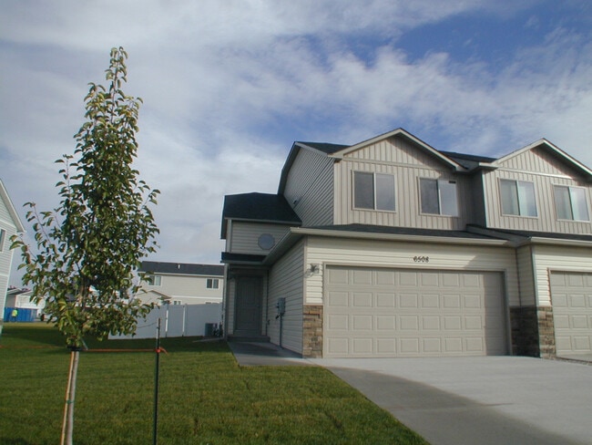 Primary Photo - House For Lease