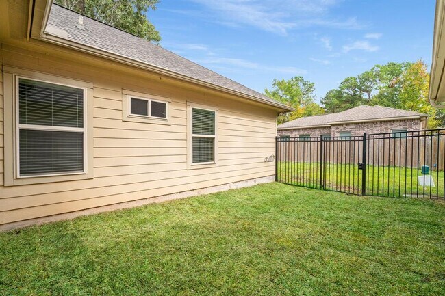 Building Photo - 2934 Whitman Dr
