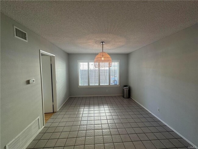 Building Photo - 14371 Miro Ct