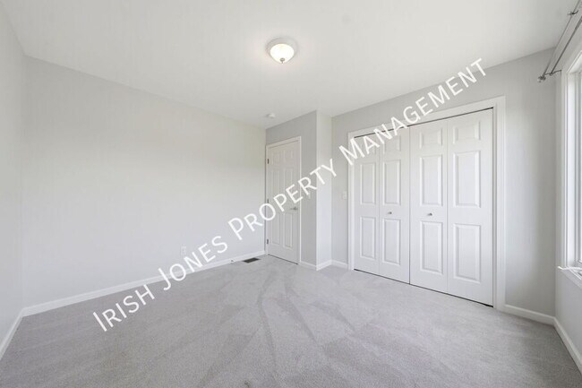 Building Photo - 109 Ashwood Ln