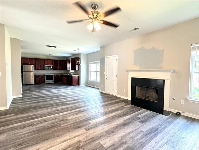 Building Photo - 4465 Ambassador Way