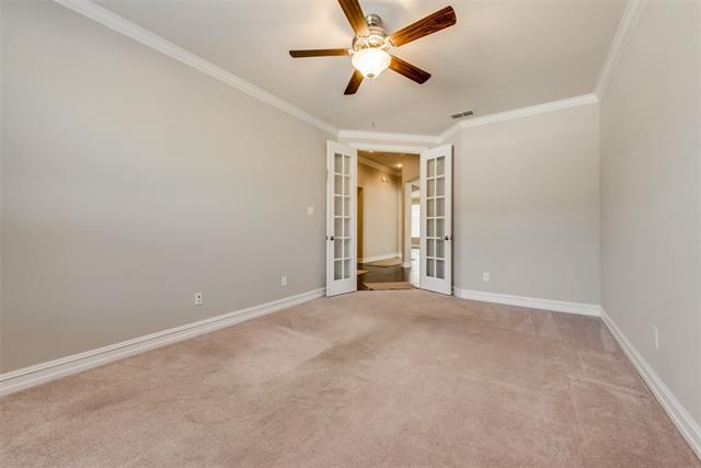 Building Photo - 2818 Balmoral Dr