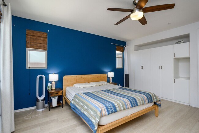 Building Photo - 2878 Menorca Cir