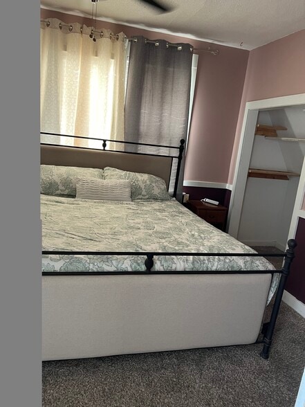 Master Bedroom - 315 7th Ave S