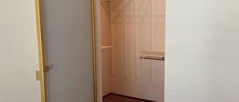 Building Photo - 1602 Somerset Pl