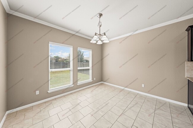 Building Photo - 513 Wedgwood Dr