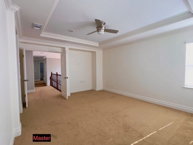 Building Photo - Upgraded 4 bedrooms 3 full baths home in Chula Vista- San Miguel Ranch area.