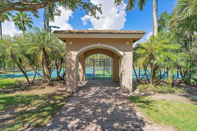 Building Photo - 2917 Tuscany Ct