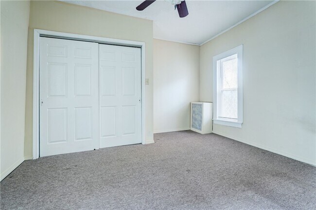 Building Photo - 416 Gregory St