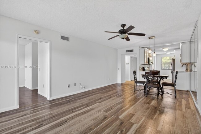 Building Photo - 9670 W McNab Rd