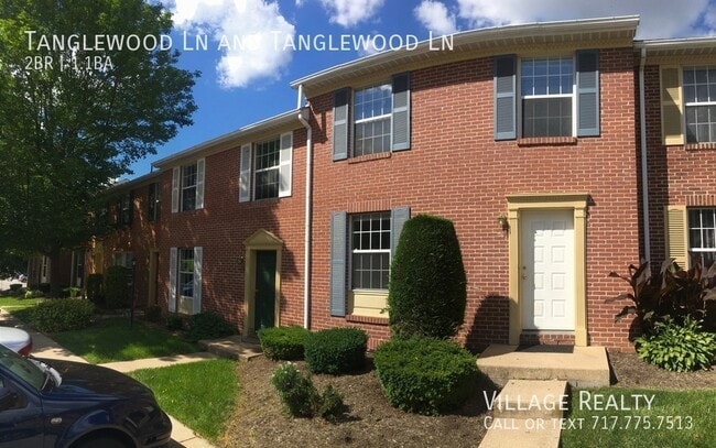 Building Photo - 446 Tanglewood Ln
