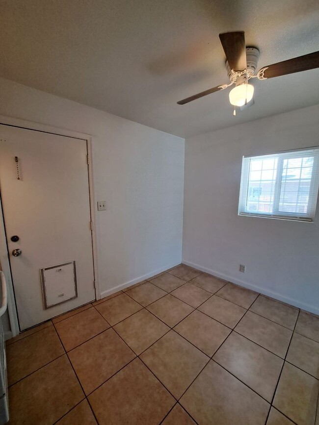 Building Photo - 2-bedroom Single Family Home with Solar!