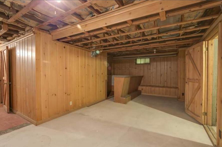 Building Photo - 3111 Arthur St NE