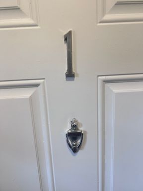 Building Photo - 8611 Flower Ave - Unit 1  - Sunny 2 Bed in Tacoma Park!  Pet’s Allowed! Parking!
