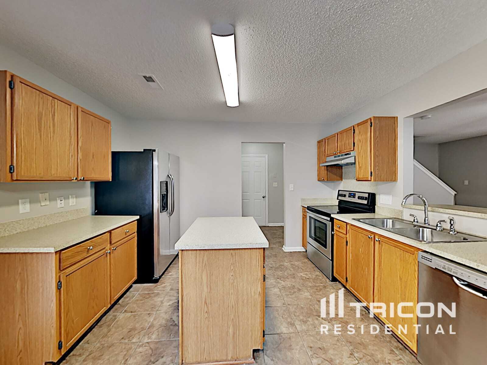 Building Photo - 11810 Stewarts Crossing Dr