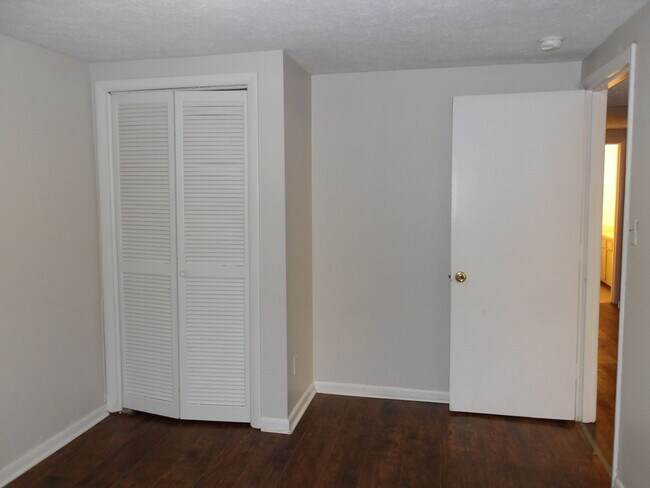 Building Photo - PMR-9-1829 S. 3rd St