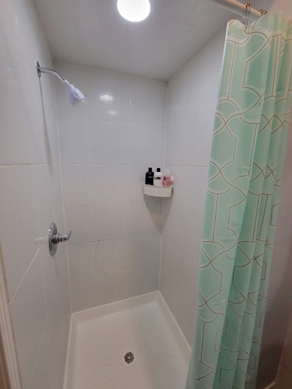 Building Photo - 5023 Spruce St