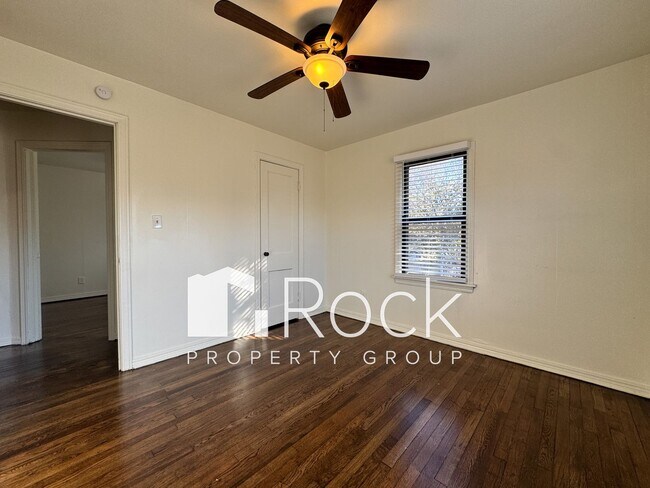 Building Photo - Charming Home with Real Wood Floors and Covered Parking ~ Offering 1 Month FREE Rent~