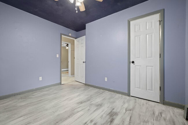 Building Photo - 15 Egypt Ln