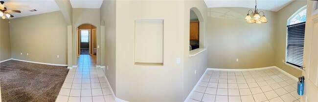 Building Photo - 5624 Toscana Ave