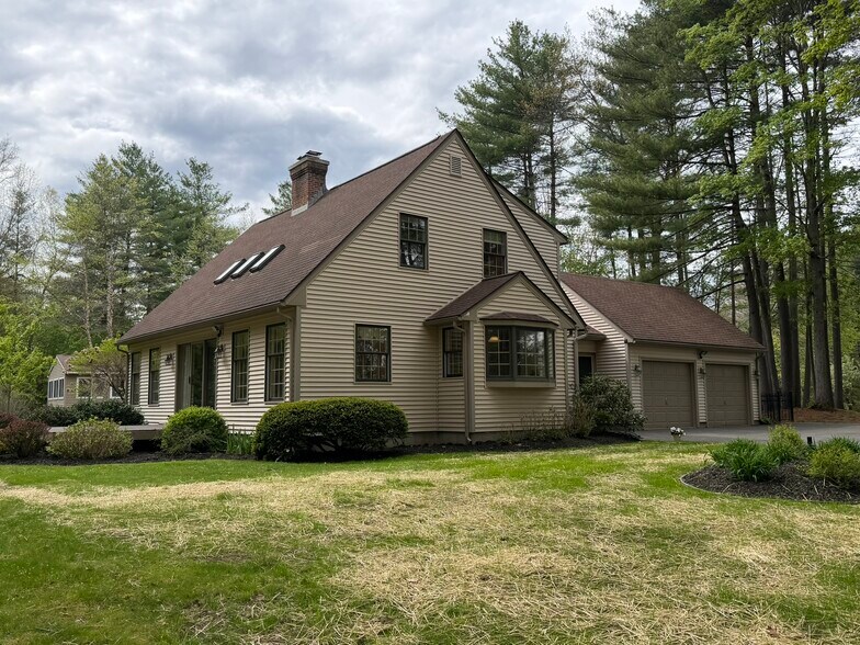 Building Photo - 175 Plumtree Rd