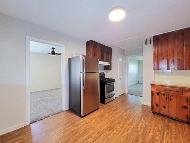 Building Photo - 1107 Milam St