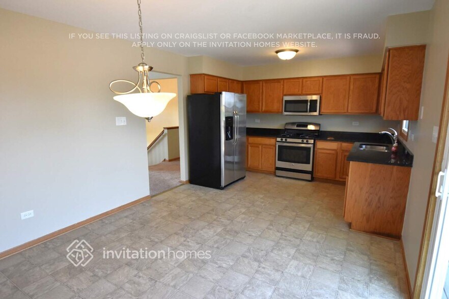 Building Photo - 2714 Joe Adler Dr