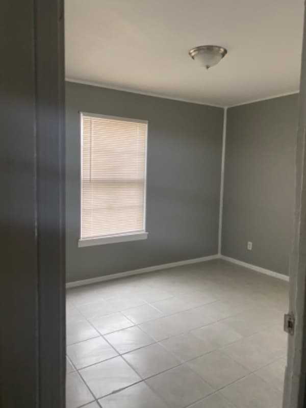 Building Photo - 146 Bernice Dr
