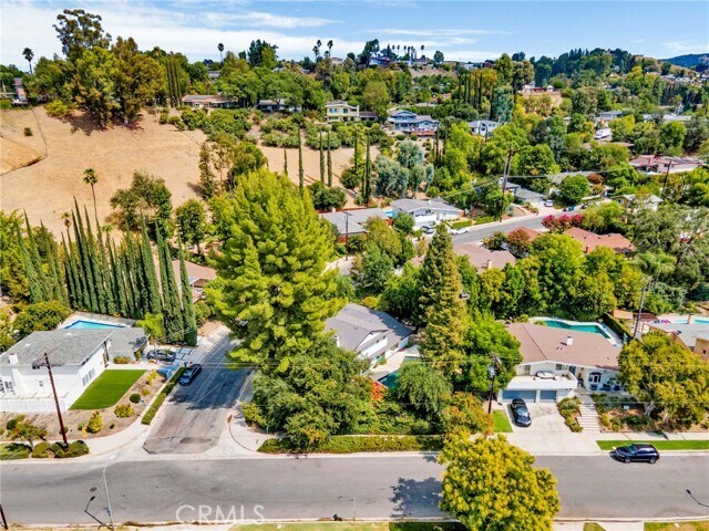 Building Photo - 4665 Willens Ave