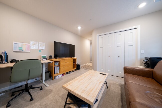 Building Photo - 1518 Timberwood Ln