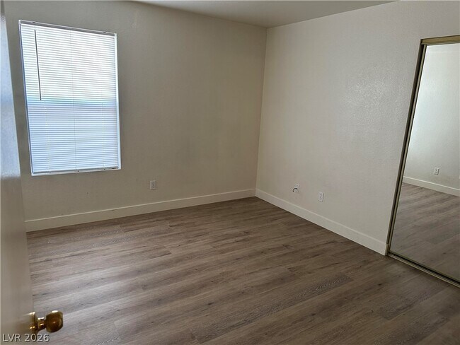 Building Photo - 5151 S Lindell Rd