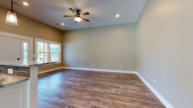 Building Photo - 17212-17224 Palazzo Drive