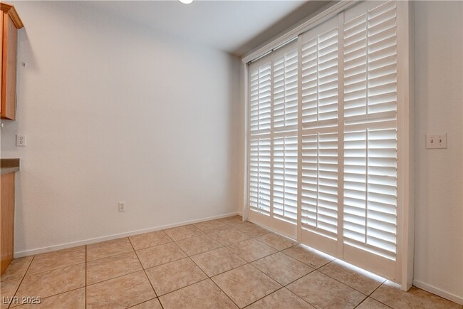 Building Photo - 6348 War Emblem Ct