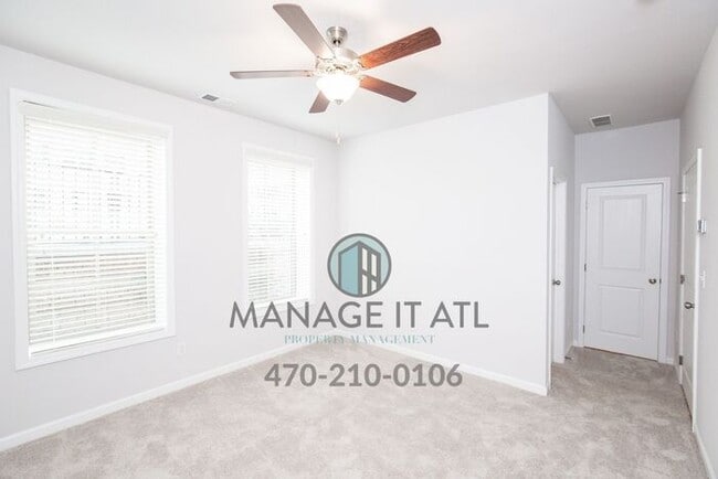 Building Photo - Elegant 4 Bedroom Townhome in Prime in Doraville