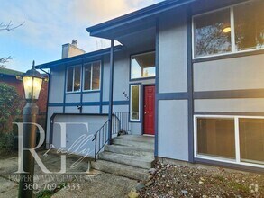 Building Photo - Remodeled w Heat Pump and Large Deck