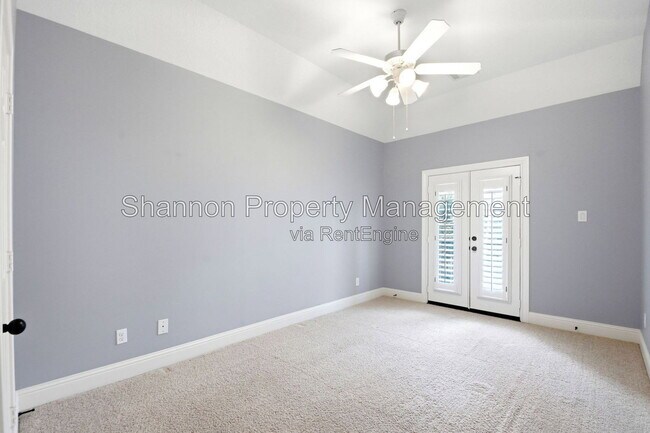 Building Photo - 5642 Petty St