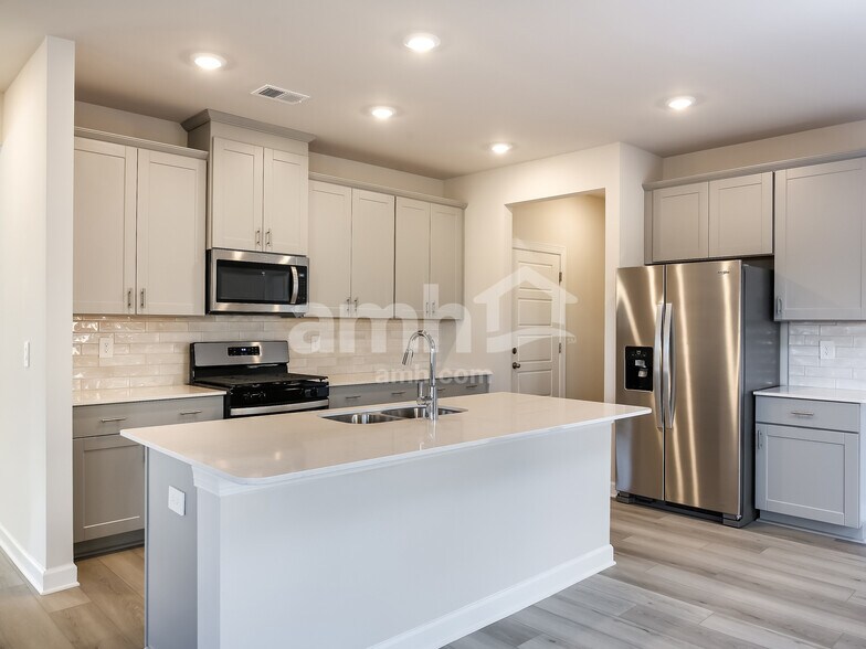 Building Photo - 801 Treeline Rd