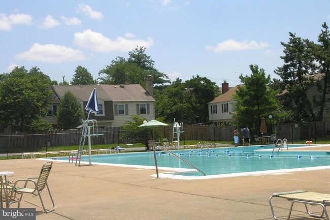 Building Photo - 6601 China Grove Ct