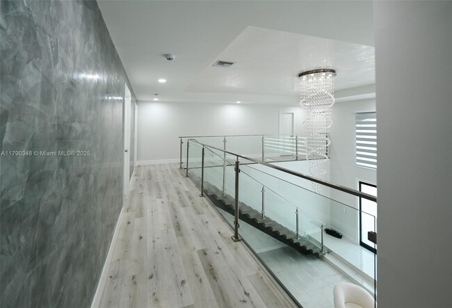 Building Photo - 8450 NW 169th Terrace