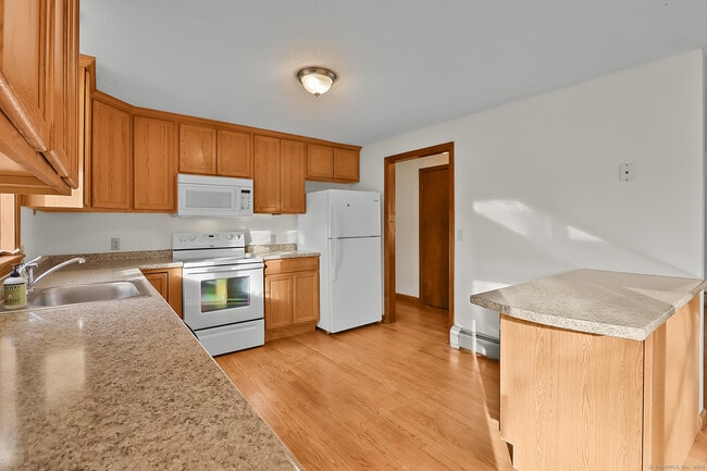 Building Photo - 129 Dowd Ave