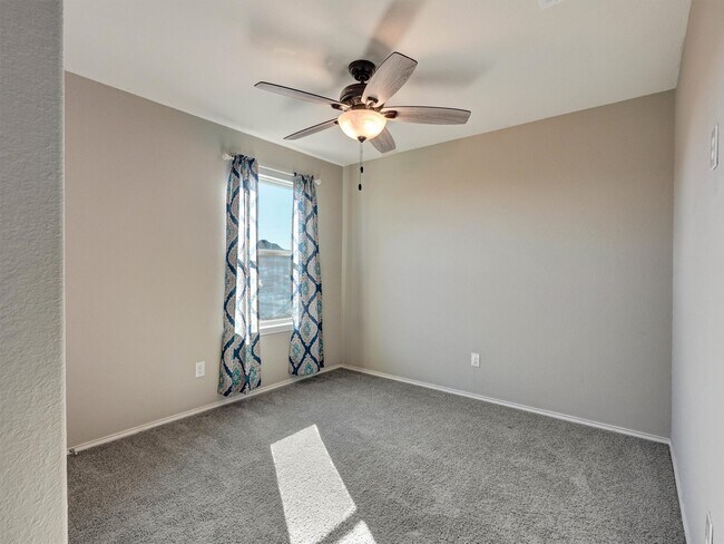 Building Photo - 24038 Hay Iron Dr