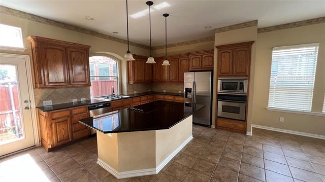 Building Photo - 2205 Eagles Nest Dr