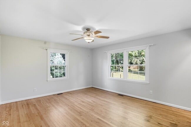 Building Photo - 2922 E Smoky Row