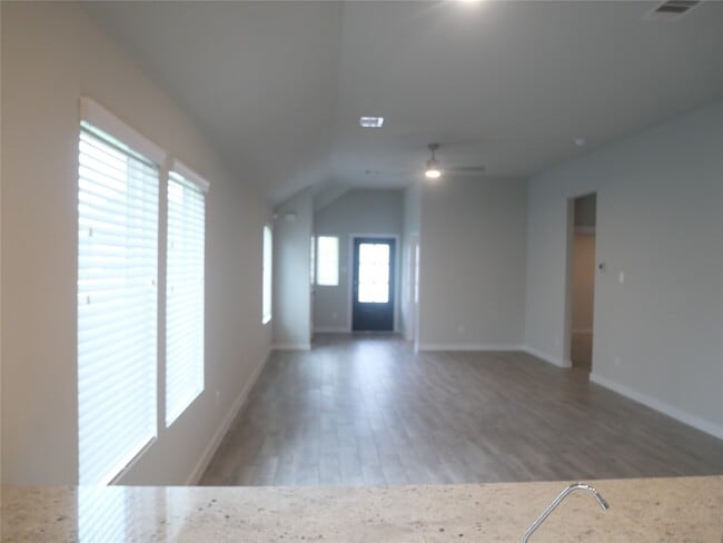Building Photo - 2722 Oakleaf Ash Ln