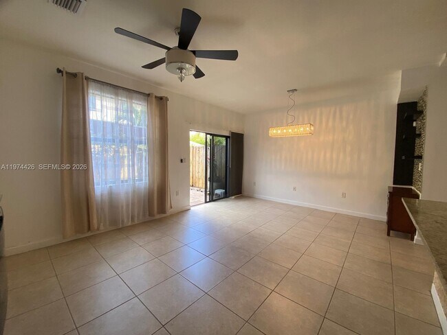 Building Photo - 11543 SW 248th Ln