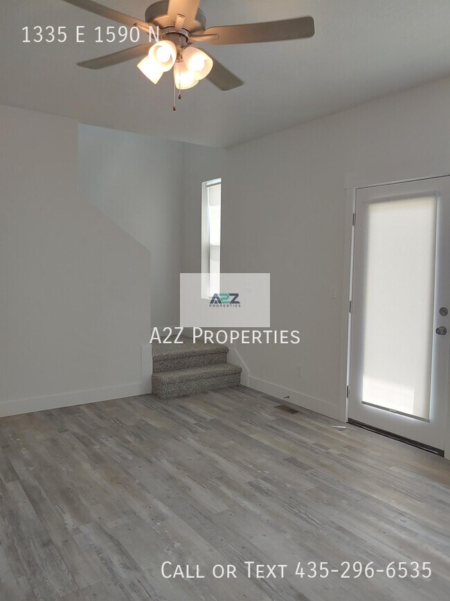 Building Photo - 1335 1590 N